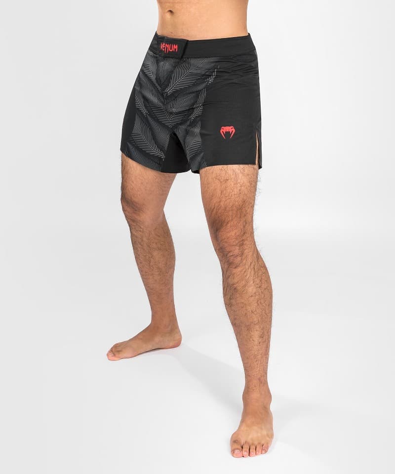 Venum Phantom MMA Shorts black / red