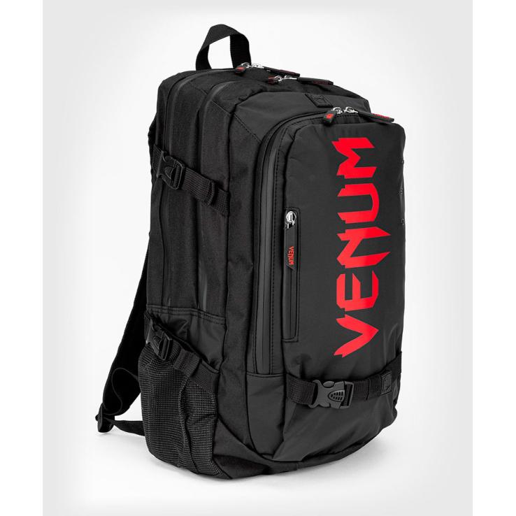 Sports bag Venum Challenger Pro Evo Black/Red