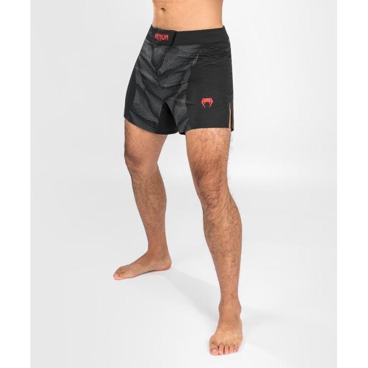 Venum Phantom MMA Shorts black / red
